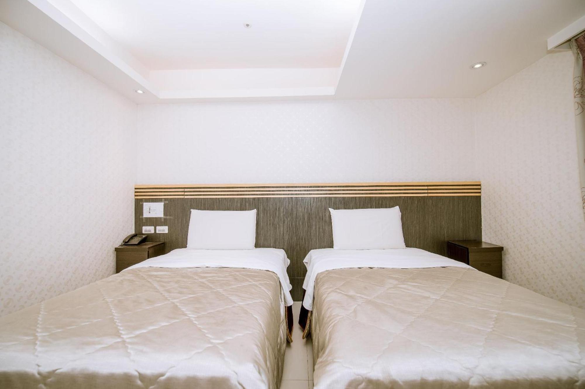 Guide Hotel Taoyuan Fuxing Pokoj fotografie