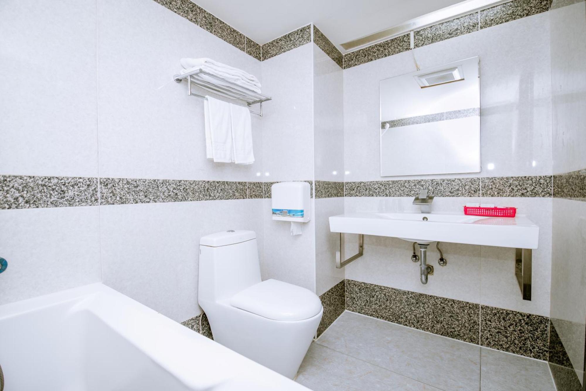 Guide Hotel Taoyuan Fuxing Pokoj fotografie